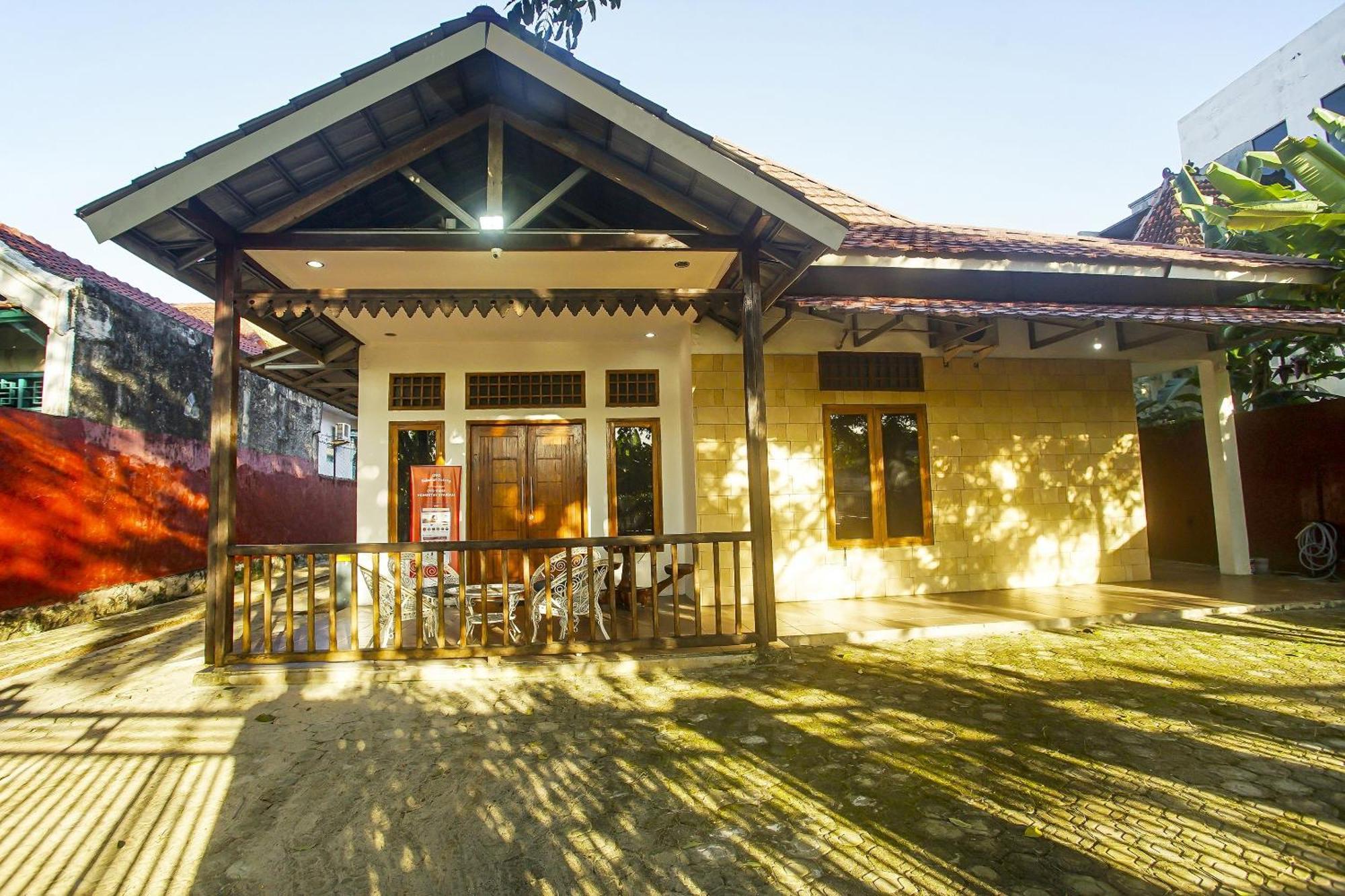 Super Oyo 91055 Homestay Syariah 班达楠榜 外观 照片